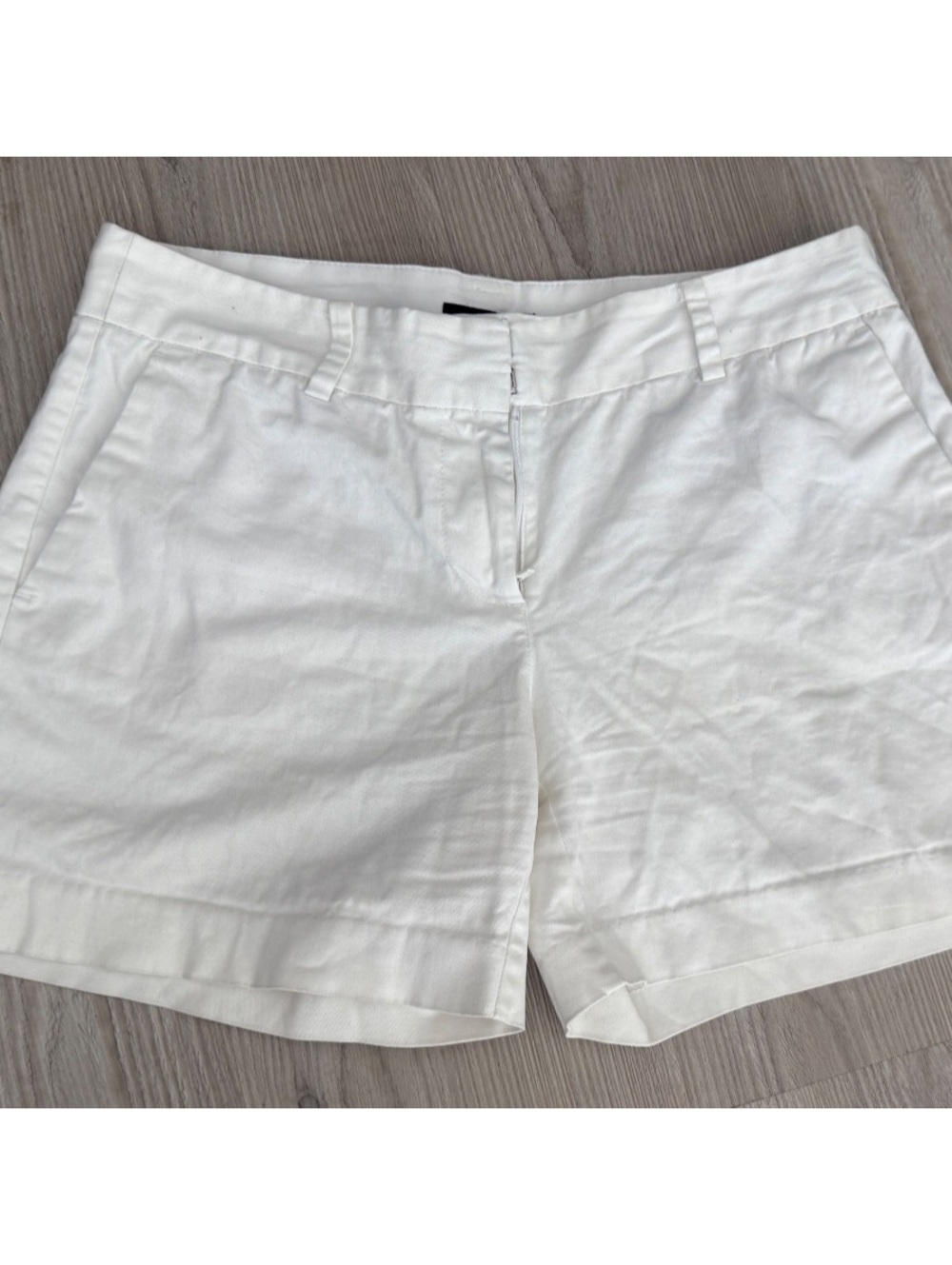 Nautica White Tailored Shorts Size 4 High Rise Preppy Coastal Summer
